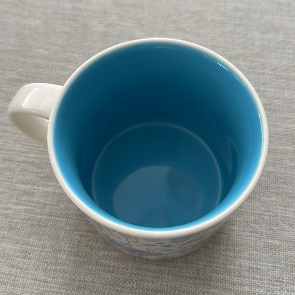 ❄️ NWT! Starbucks Frozen Arendelle Disney Parks Been There Mug! - Picture 11 of 16